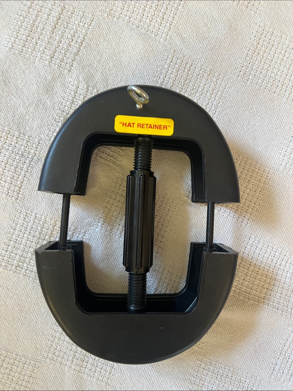Hat Retainer Clamp